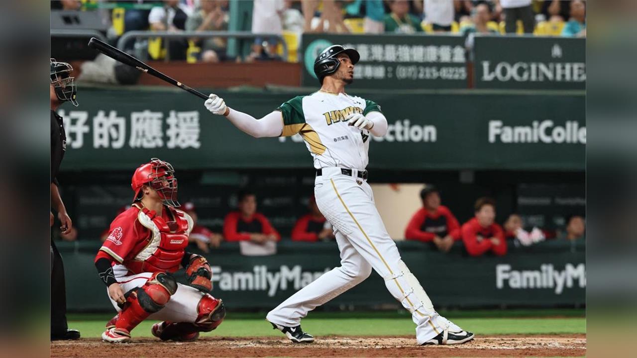 黃子鵬加入台鋼雄鷹　增加兩屆全壘打王魔鷹續留空間