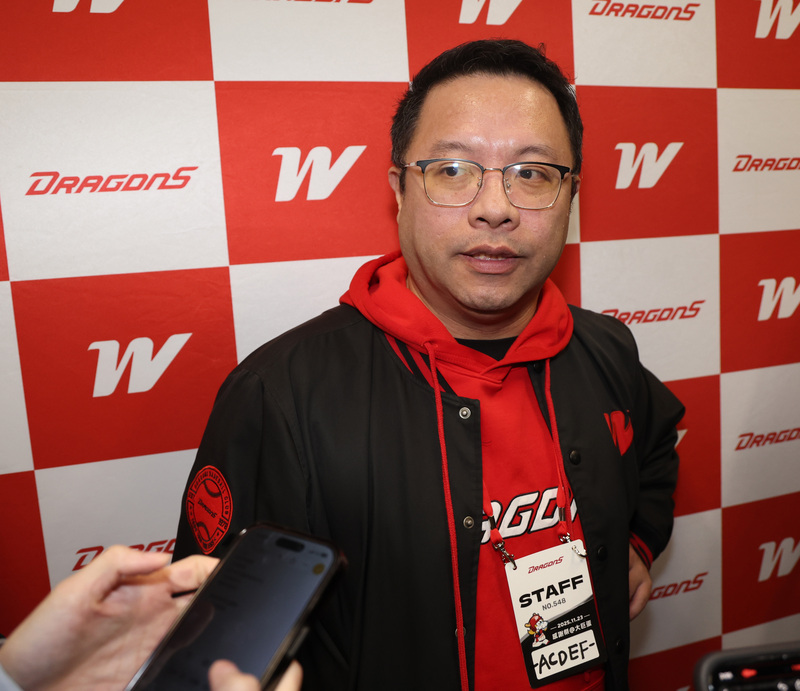 味全龍領隊丁仲緯談新球季洋將布局 (...