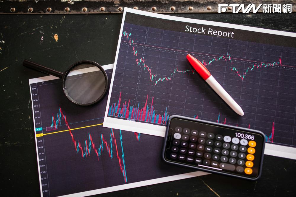 資金避風港在這！「這12檔」光通訊與PCB齊飆　聯亞目標價狂升、股價衝上1,095元！