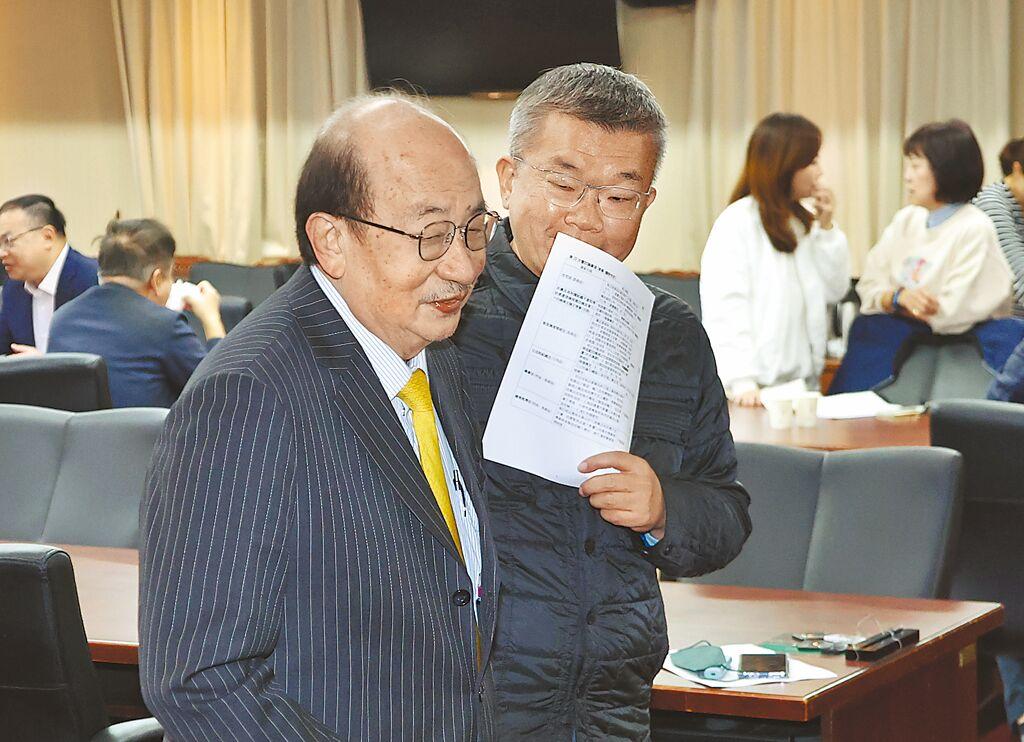 蔡其昌挑戰柯建銘總召大位　吳思瑤：兩人都是The Best