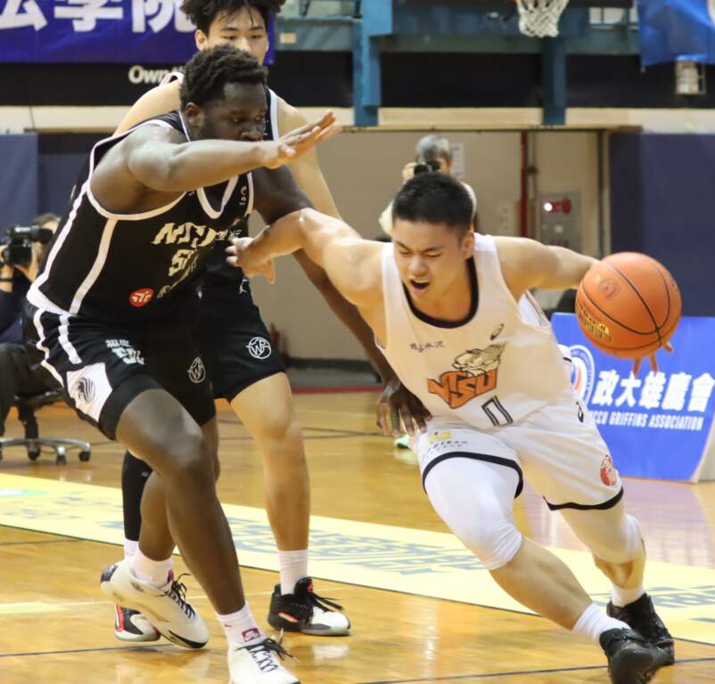 中華隊總教練被驅離球場 UBA熱戰創紀錄 桑茂森的13連勝飲恨政大