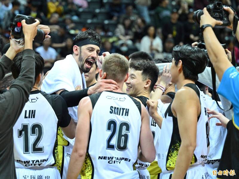 東超》國王今踢館東京電擊 贏球晉級季後賽還會創紀錄