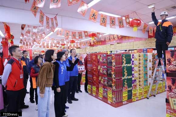 春節前夕　張麗善縣長率隊消防安全聯合訪查　守護鄉親消費安全