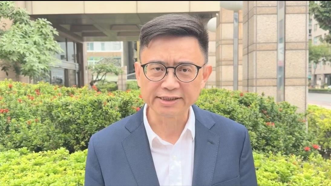 黃國昌喊「打下高雄」！賴瑞隆回嗆政治...